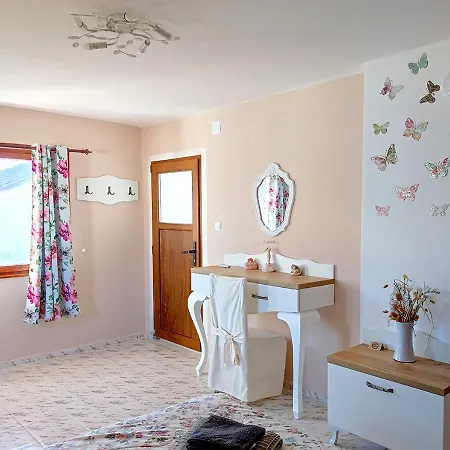 Willa - Heaven Bjała